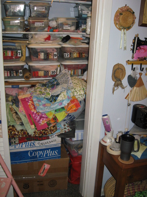 My sewing room - Before - Quiltingboard Forums