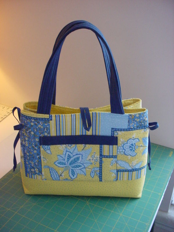 First Bow Tuck Purse
