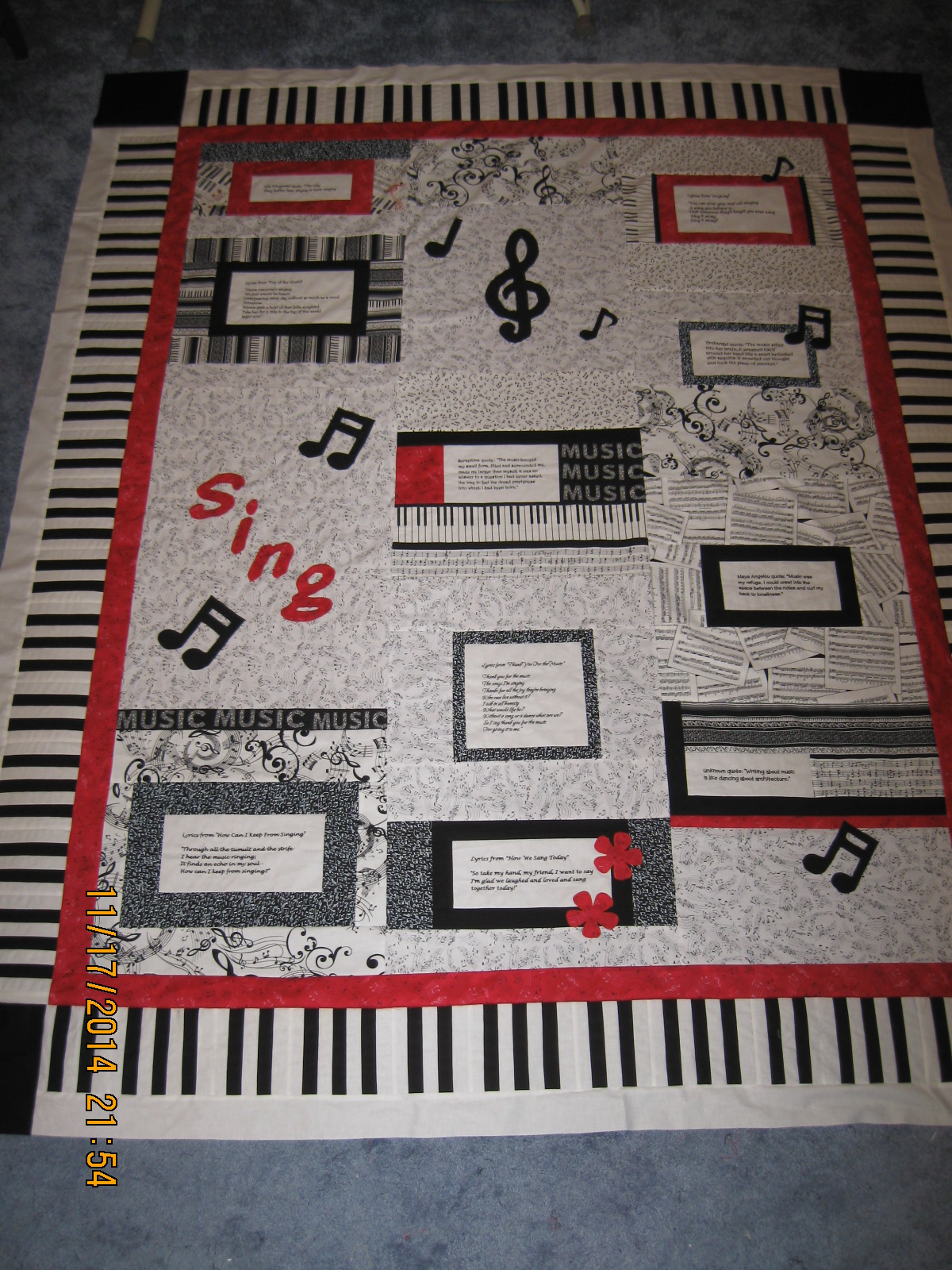 Music quilt for christmas - Quiltingboard Forums