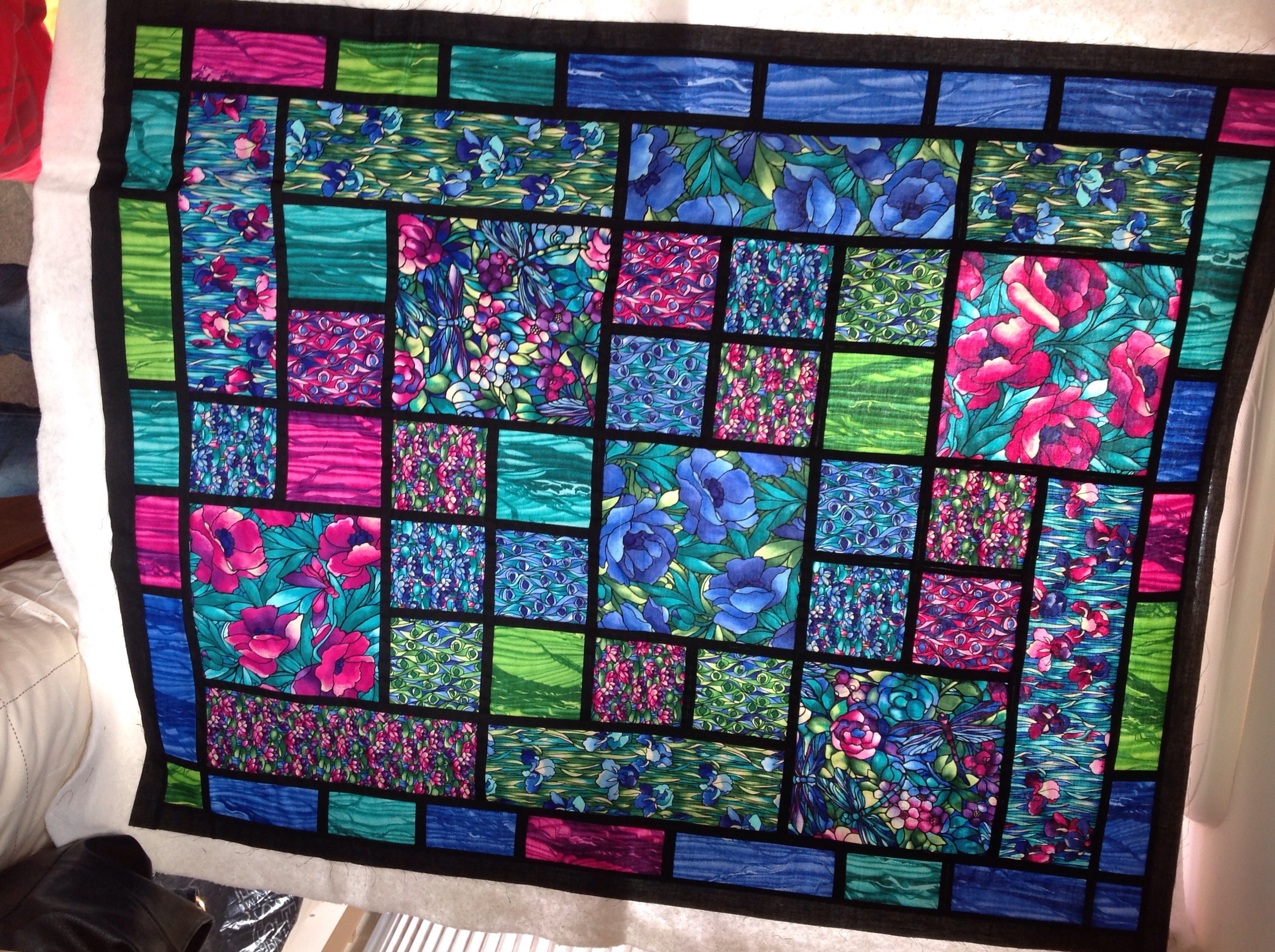 Stained Glass Quilt Pattern Stained Glass Quilt Quilts Patterns Window ...