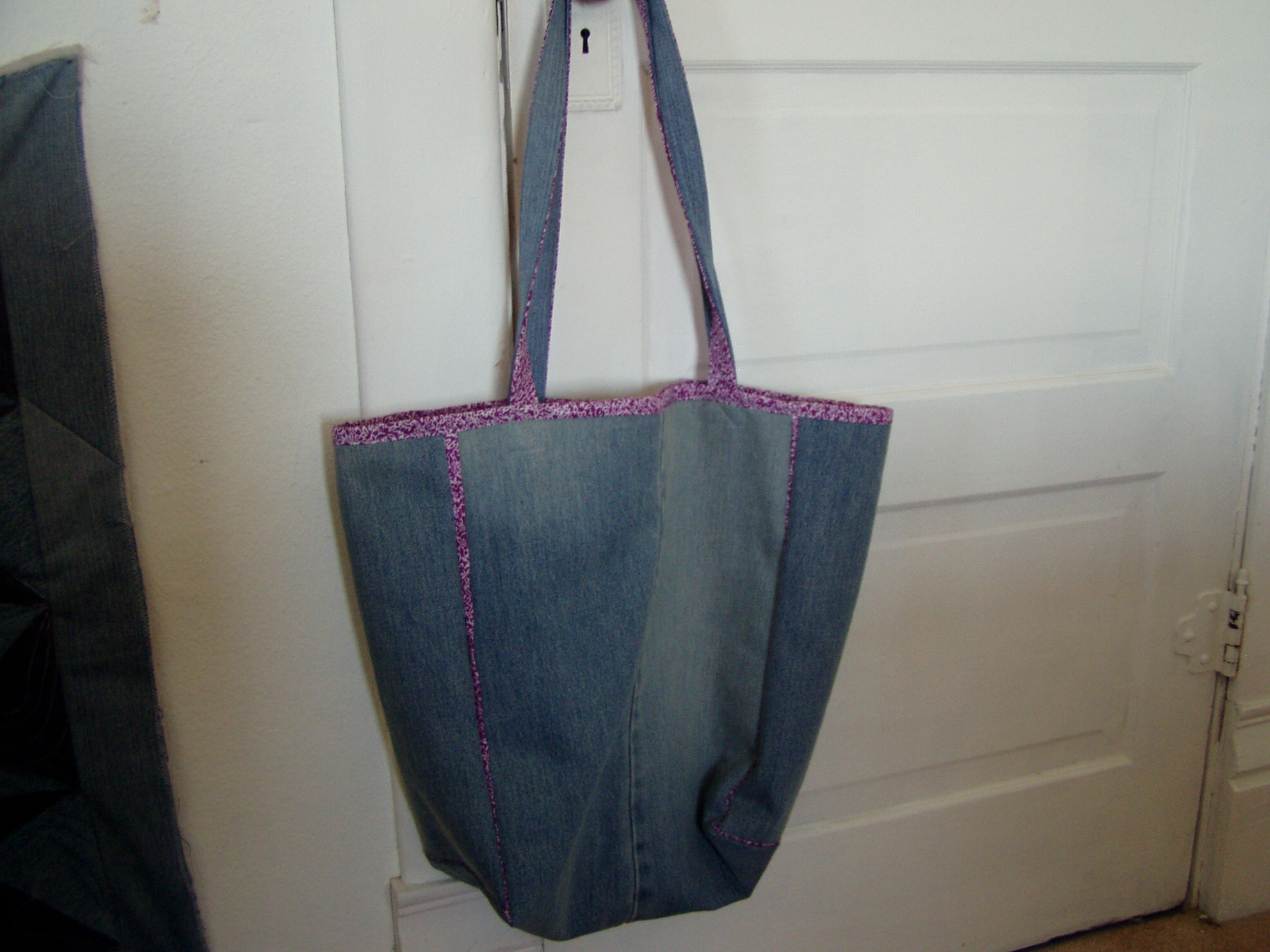 From Old Jeans to Shopping Bags with style.. - Quiltingboard Forums
