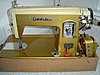 commodore-sewing-machine-002.jpg