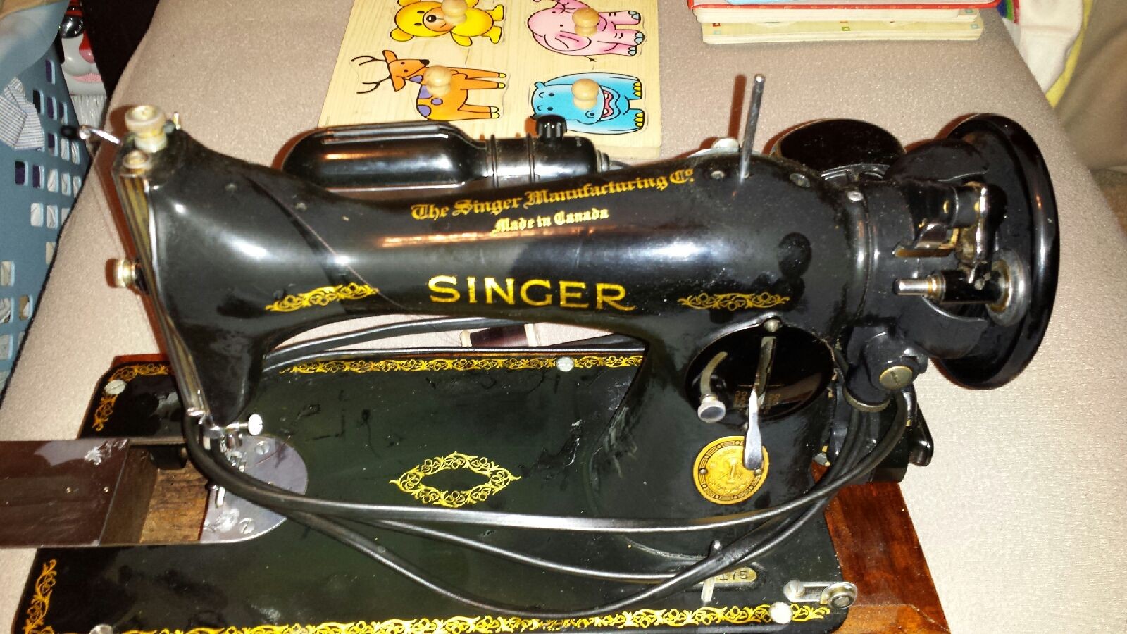 identifying antique singer sewing machines