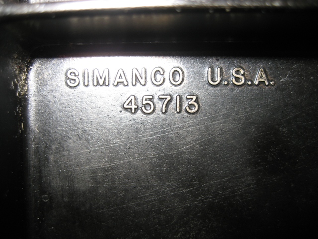 Singer 221 Made in Canada, body made in USA, living in Tanger ...
