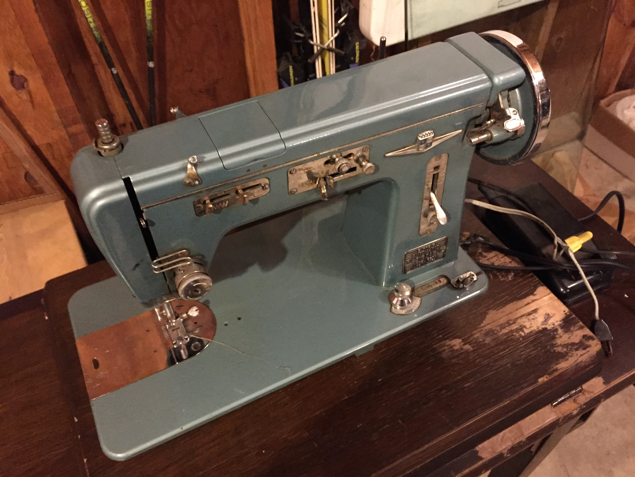 Supreme Automatic ZigZag Model 985A (Made in Japan) - Quiltingboard Forums